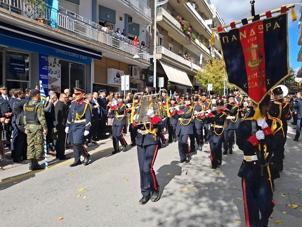 Η «Πανδώρα» στην 28η Οκτωβρίου – Τα εμβατήρια και η ιστορία τους