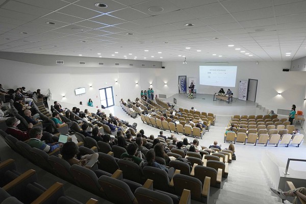 Από την έρευνα στις τεχνολογίες του αύριο, το 18ο Πανελλήνιο Συμπόσιο Κατάλυσης ξεκίνησε