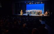 Πραγματοποιήθηκε η μουσικοθεατρική εκδήλωση με τίτλο «Όταν ο Καμπανέλλης…συνάντησε τον Μίκη στην Αίθουσα Τέχνης Κοζάνης
