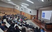 Θερμή υποδοχή στους πρωτοετείς φοιτητές του Τμήματος  Διοικητικής Επιστήμης και Τεχνολογίας