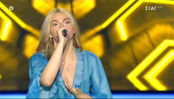 Η Ζωίνα Παπαδημητρίου από τα Σέρβια στο The Voice of Greece